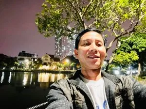 Luy Lâu đất Việt khắc câu ân tình – Thơ Quang Đào