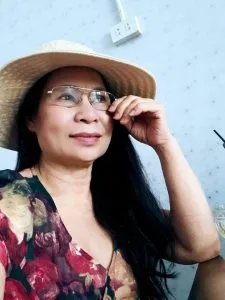 Níu thu – Thơ Nguyễn Thị Duyên