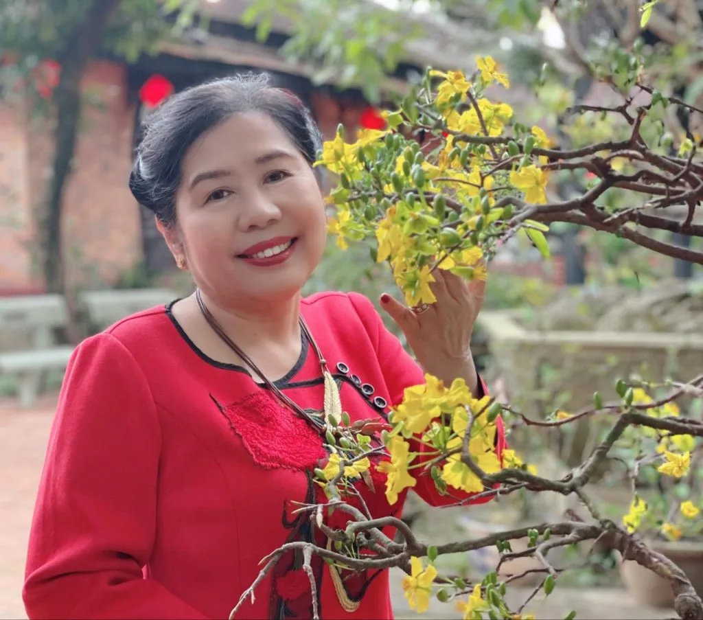 Tôn Nữ Diệu Hạnh – MS022: Bình chọn thơ bốn dòng 2024