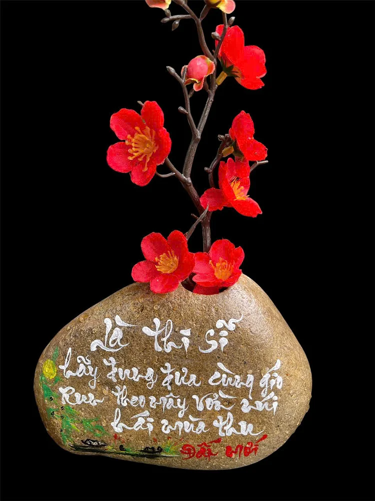 Thư pháp Trần Minh Đường – Người thổi hồn vào đá