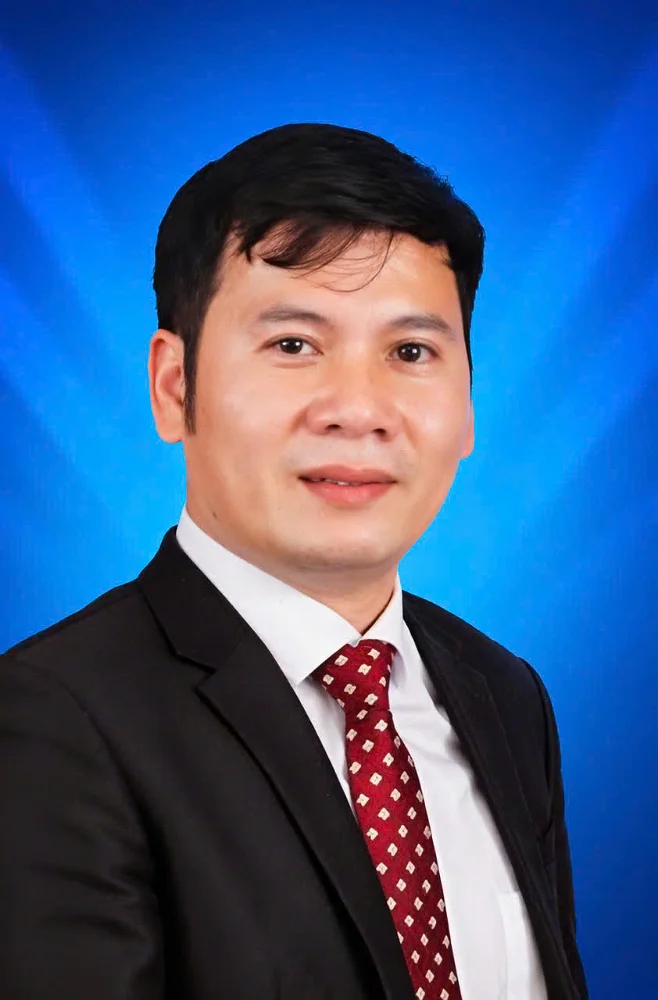 Chân dung trí thức: Tiến sĩ Đinh Văn Tới (Nghệ An)