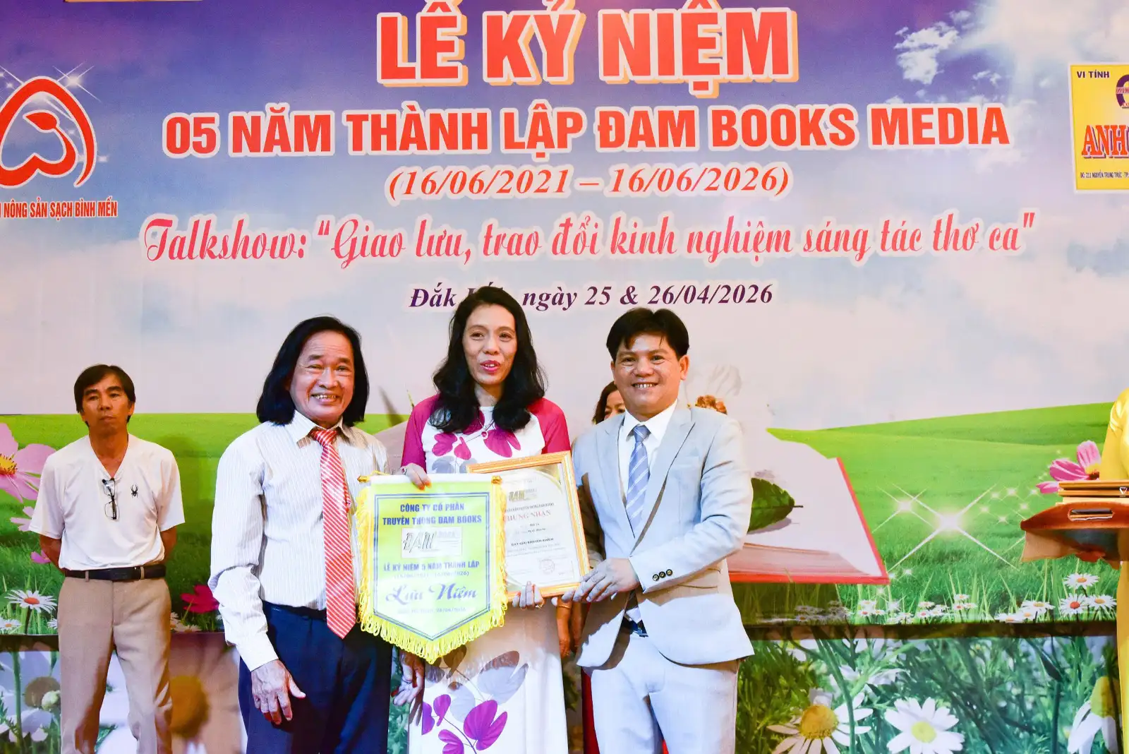 Giới thiệu